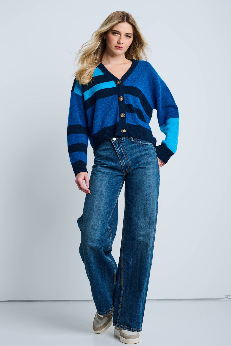 THE GRADUATE CARDI