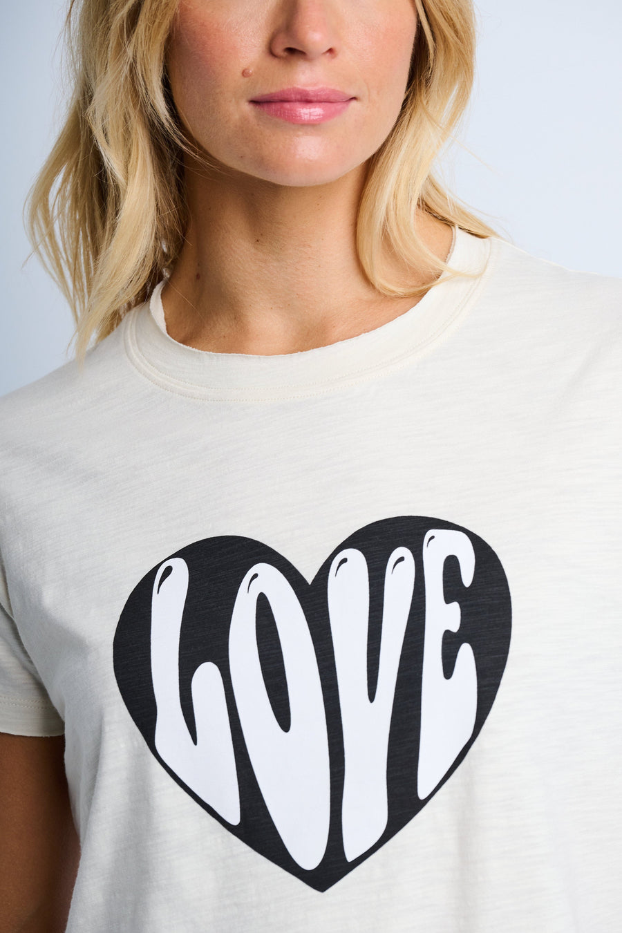 HELLO LOVE TEE