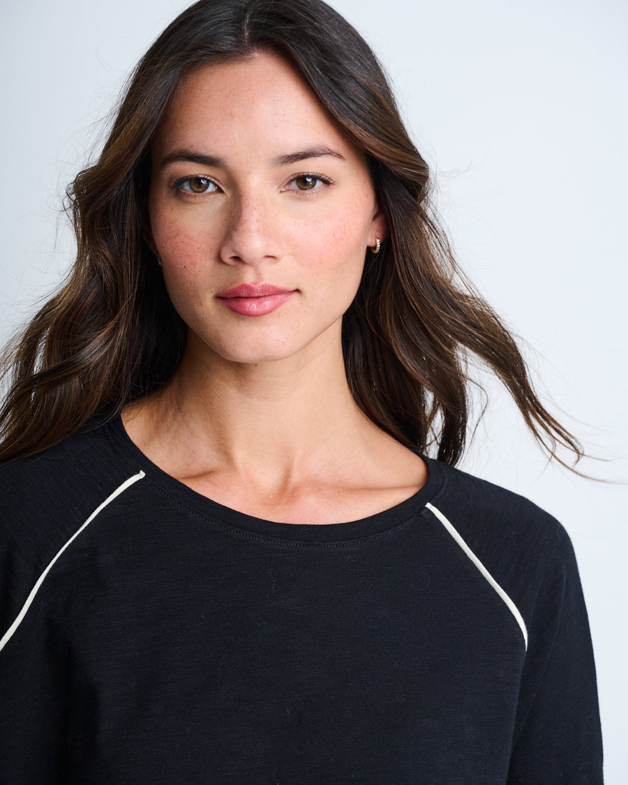 PIPING HOT TEE