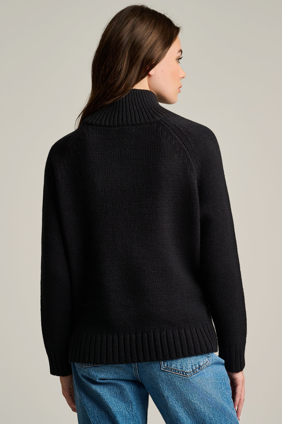 TAKE AIM HEART SWEATER