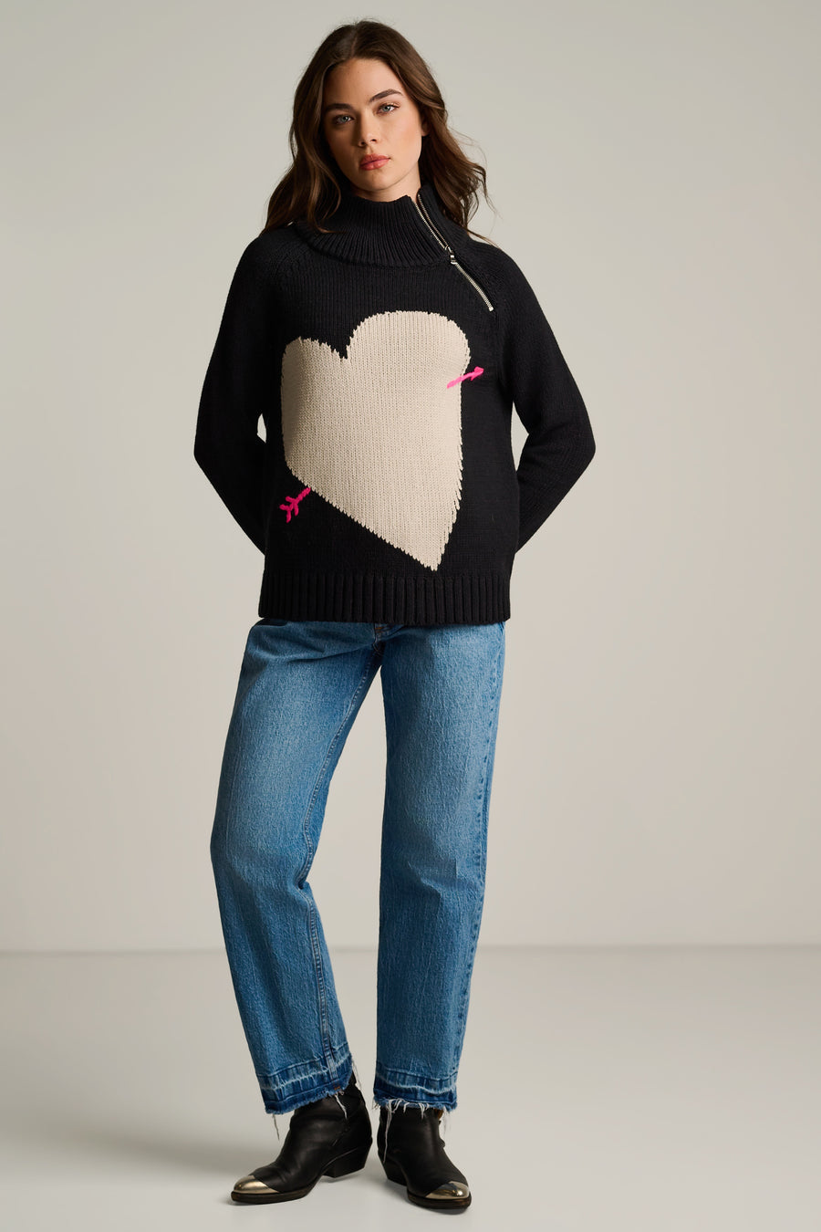 TAKE AIM HEART SWEATER