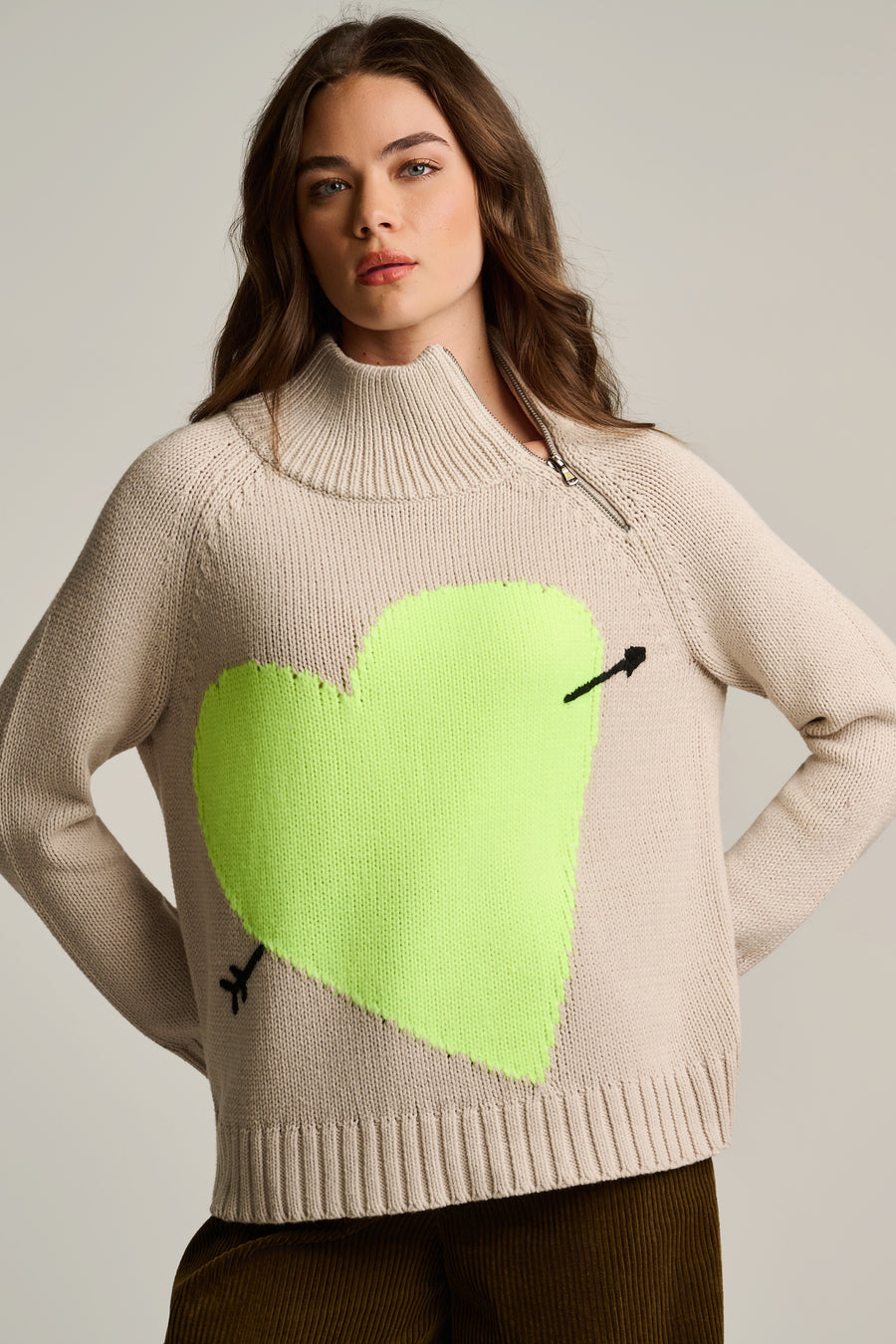 TAKE AIM HEART SWEATER