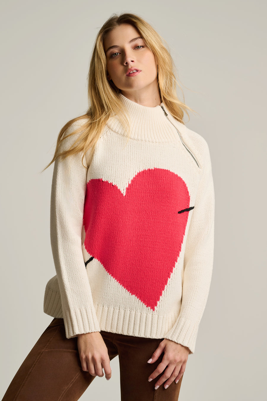 TAKE AIM HEART SWEATER