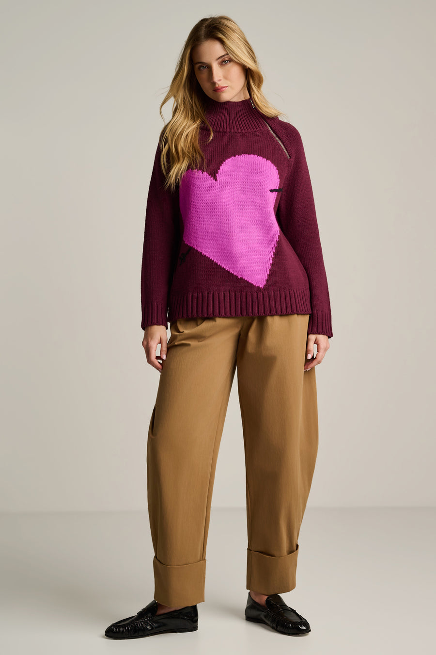 TAKE AIM HEART SWEATER