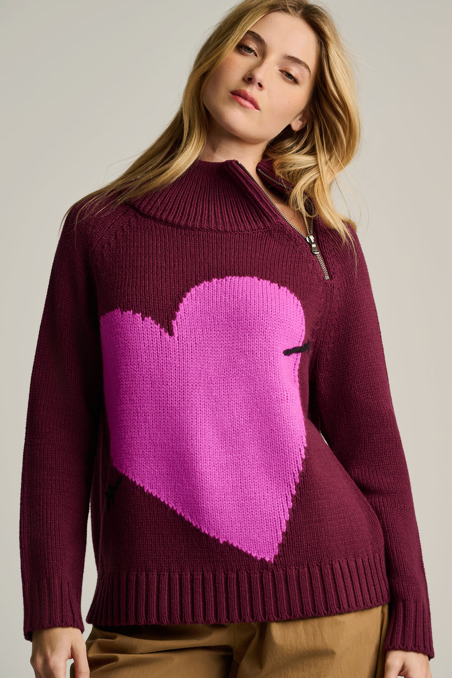 TAKE AIM HEART SWEATER
