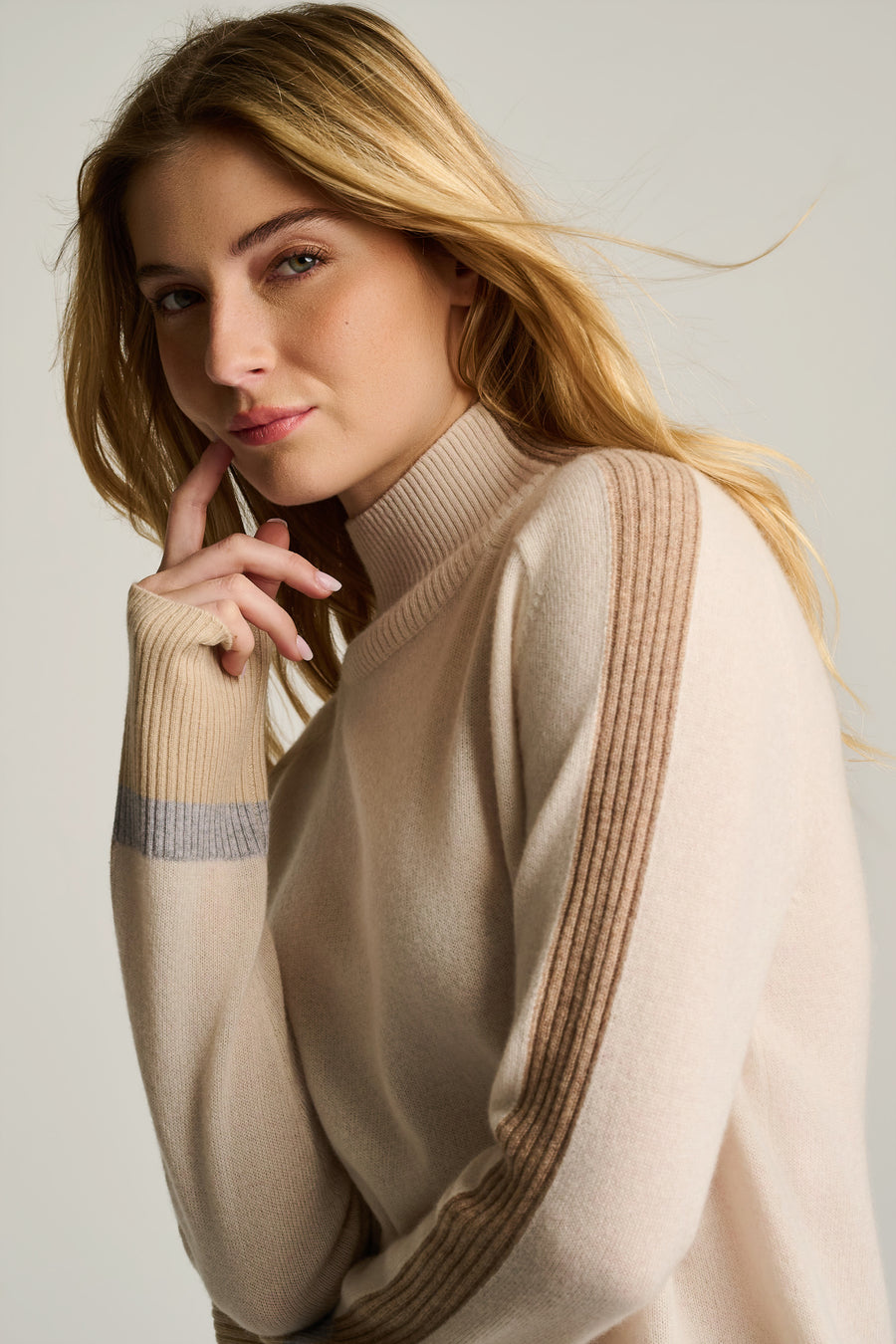HIGH SPIRITS CASHMERE SWEATER