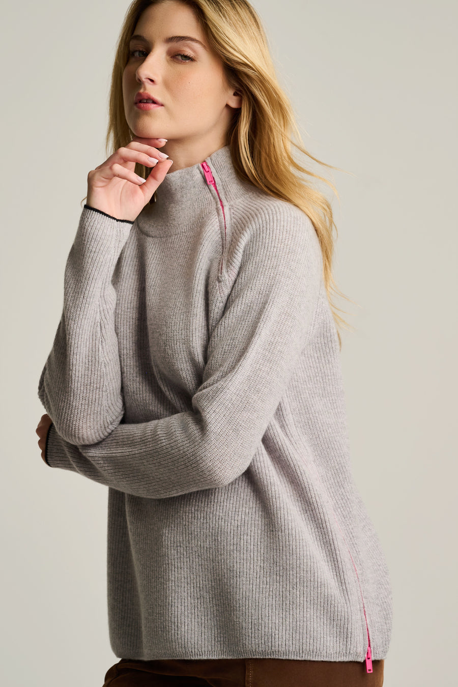 DOUBLE TROUBLE CASHMERE SWEATER