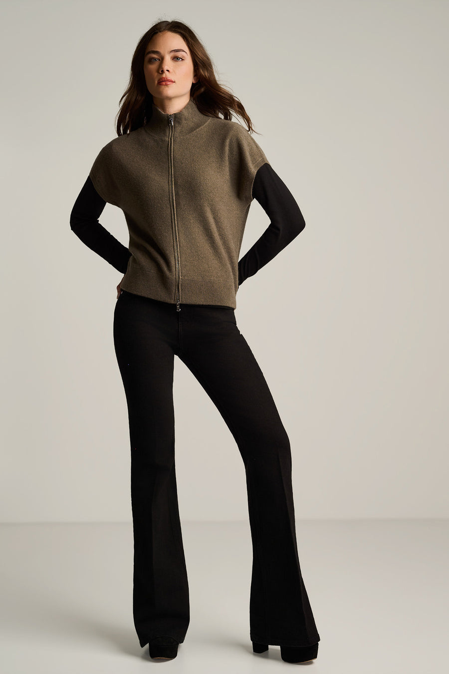 PURE CASHMERE ZIP