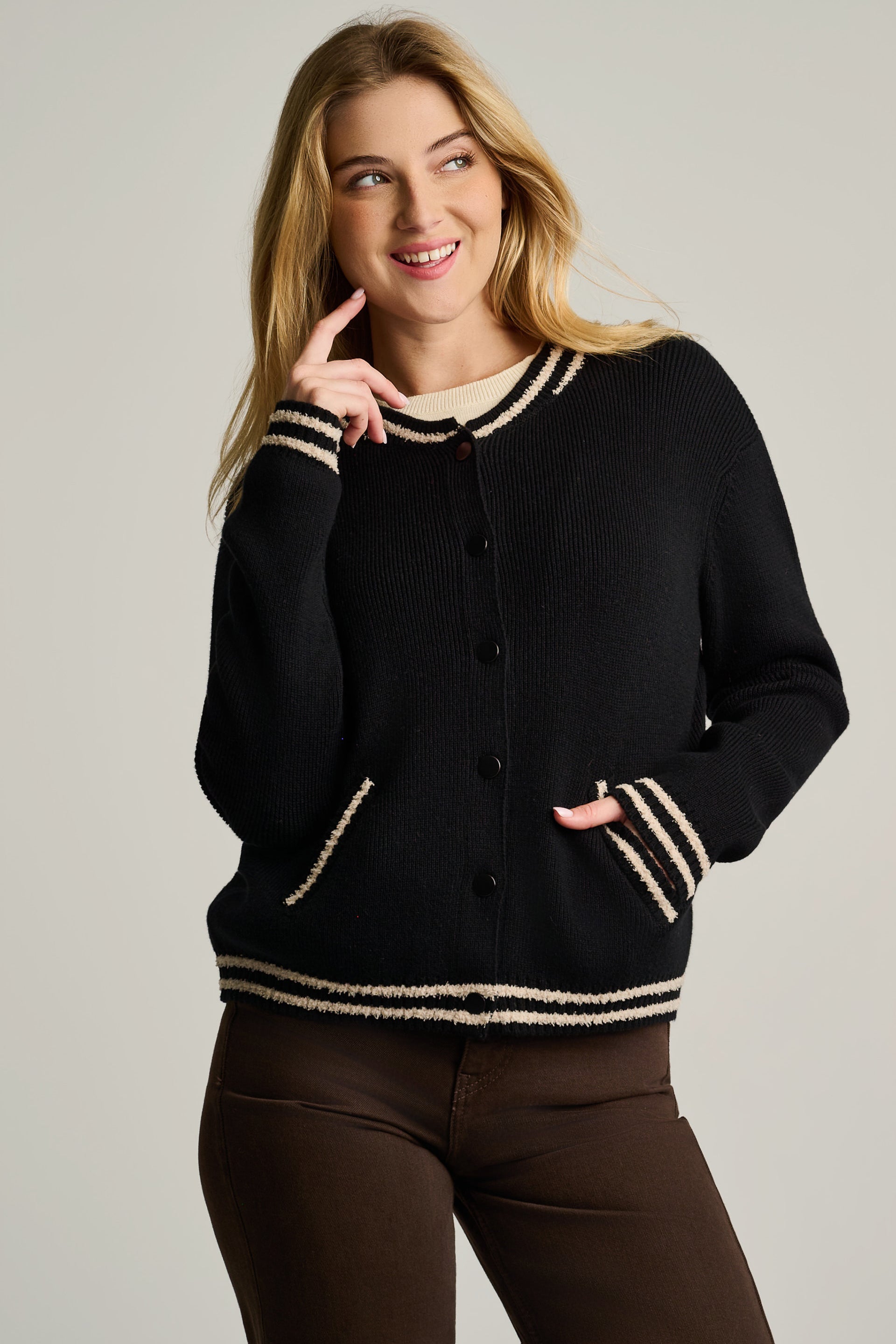 TEAM PLAYER - Sweater-LISA TODD