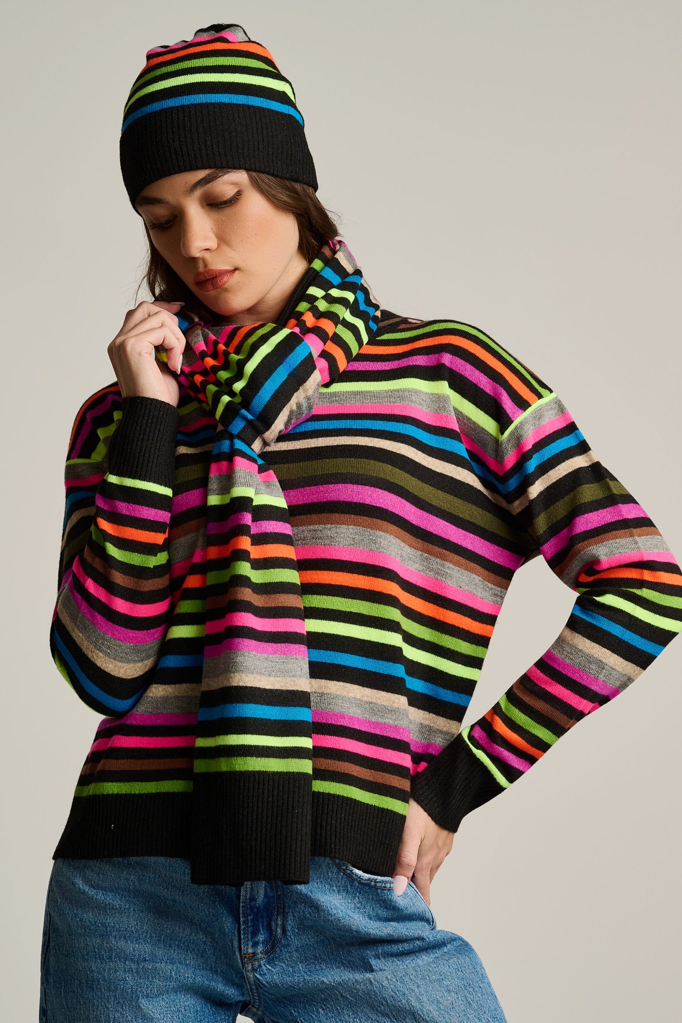 HYPE THE STRIPE SCARF