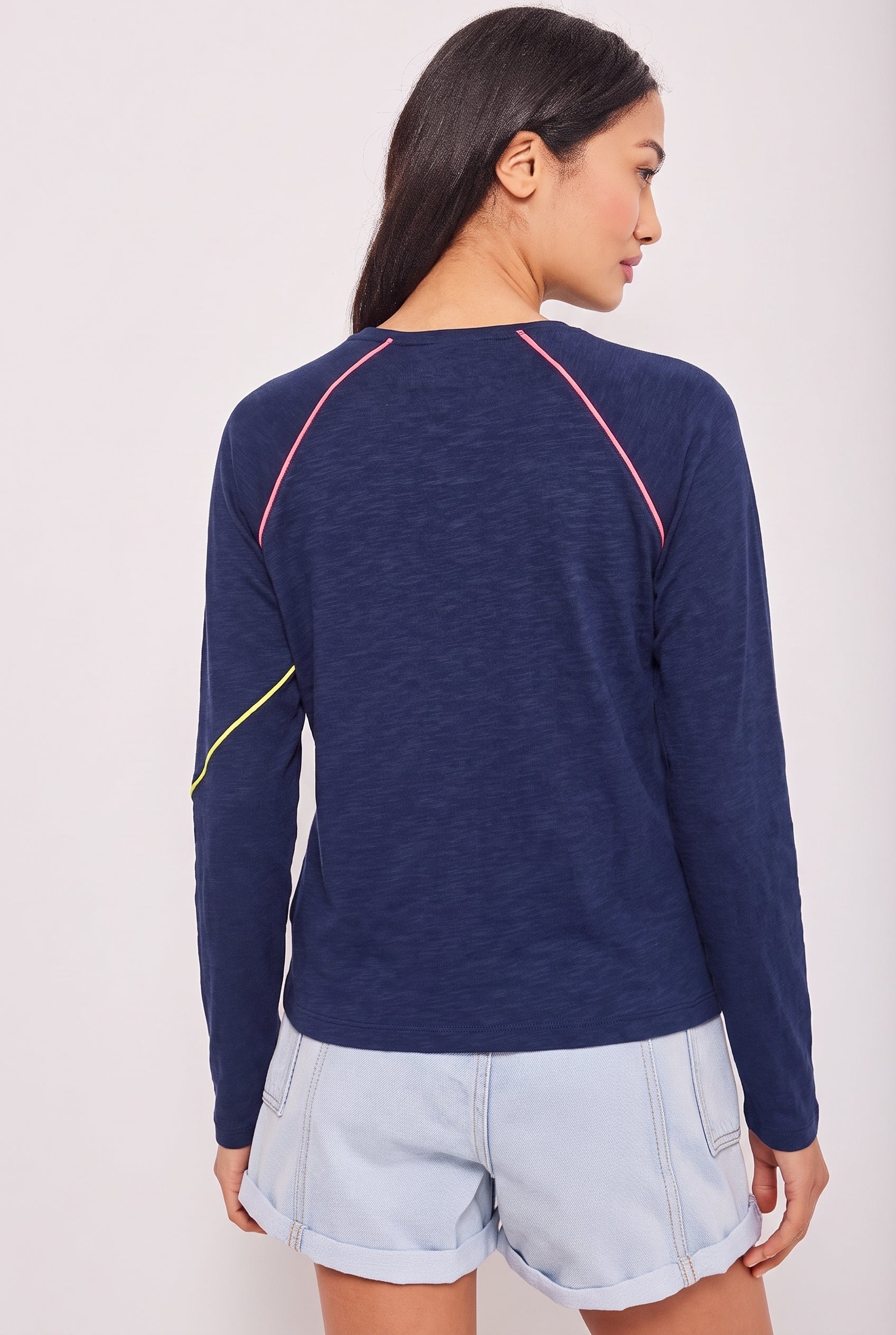 PIPING HOT COTTON TEE