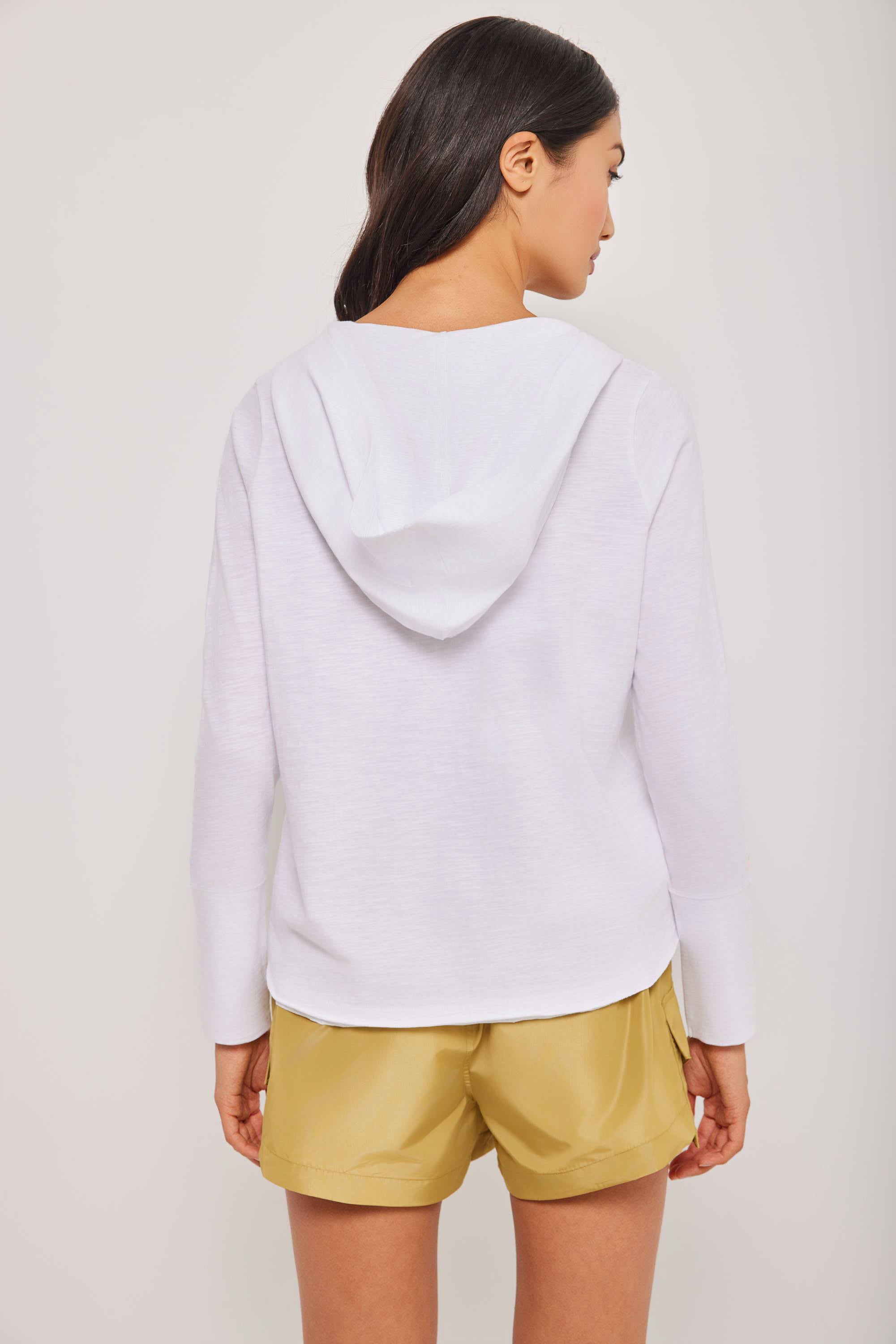 ON THE EDGE TEE - Tee-LISA TODD