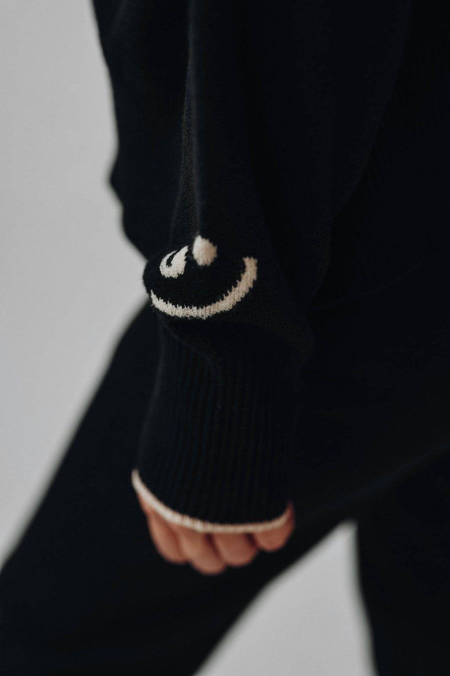 THE WINK TURTLENECK - Sweater - LISA TODD