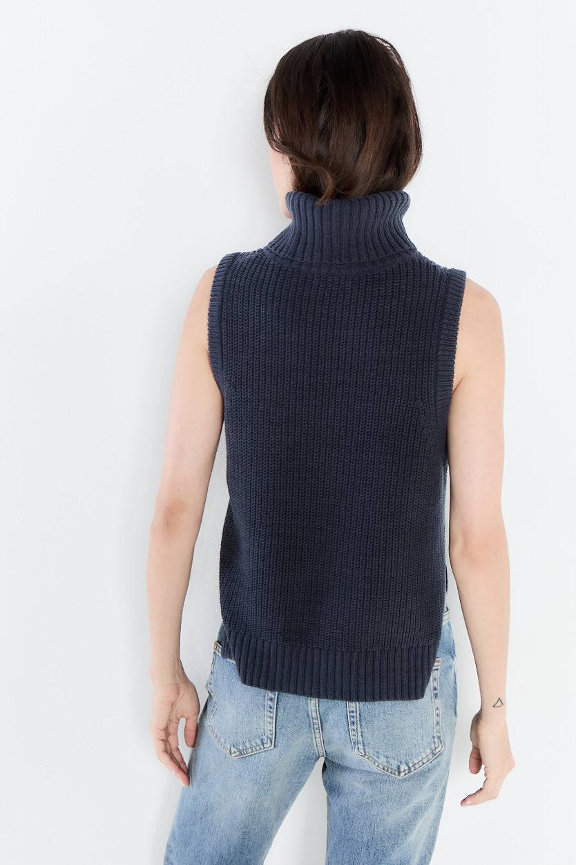 INVESTED - Sweater-LISA TODD