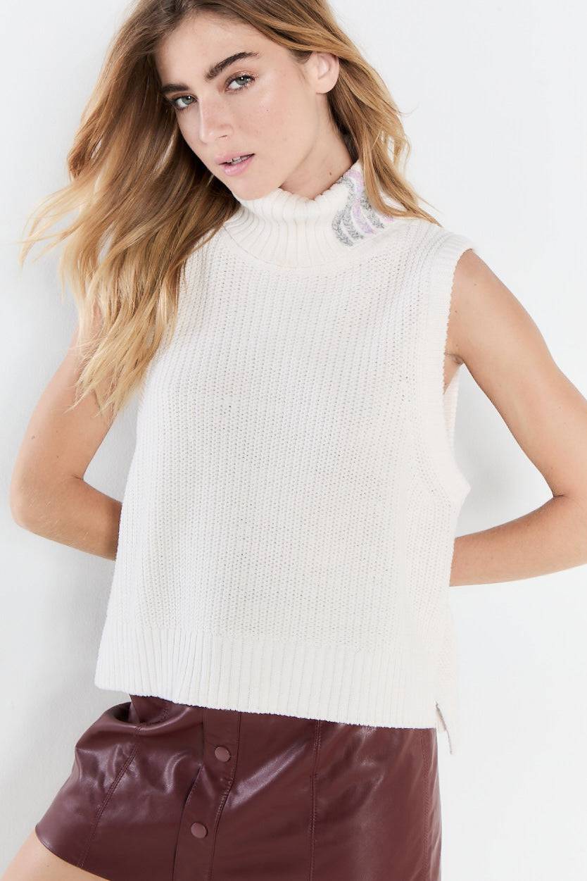 INVESTED - Sweater-LISA TODD