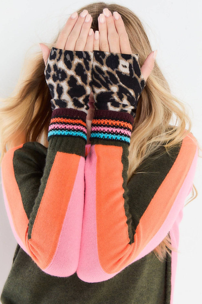 INTO THE WILD HAND WARMERS